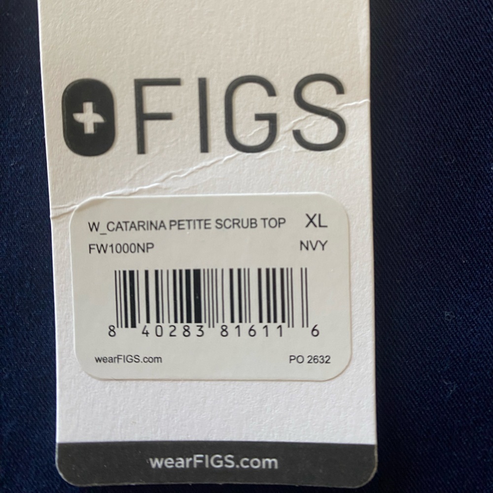 NWT Figs Catarina Top Navy Blue One Front Pocket Size XL Petite - Picture 10 of 10
